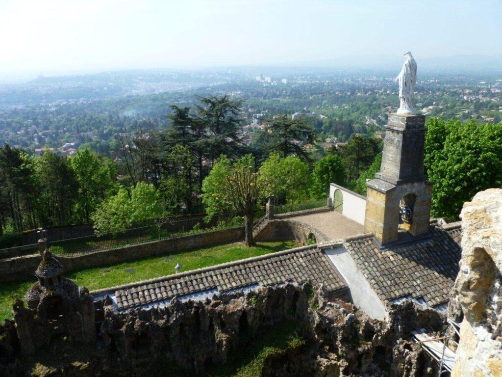 L’Ermitage du Mont Cindre Louis Touchagues